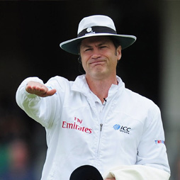 Simon Taufel